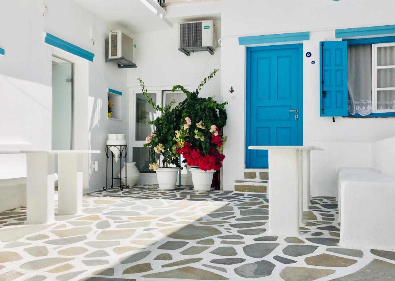 Taki'S Guests Bed & Breakfast Naxos City Екстериор снимка